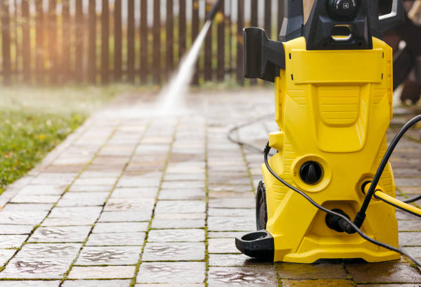 Best Gutter Cleaning  in Bridgeport, NY